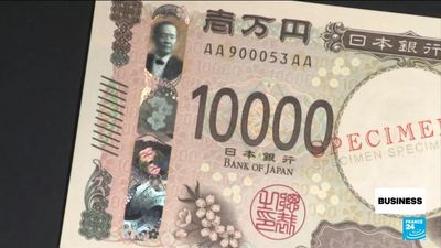 New Japanese banknotes feature 3D holographic portraits that turn their heads