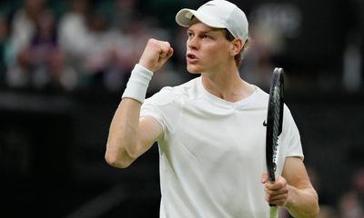 Jannik Sinner outplays and outfoxes Berrettini to reach third round