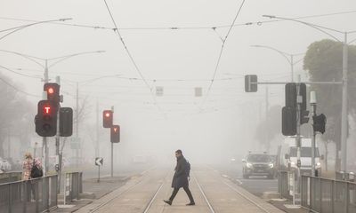 Cold weather over Australia’s south-east to linger as high pressure nudges national records