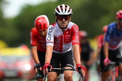 ‘It doesn’t hurt at all' - Ion Izagirre racing Tour de France with broken rib from Suisse crash