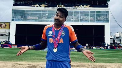 After IPL boos, Hardik Pandya returns to Mumbai as India's T20 World Cup hero