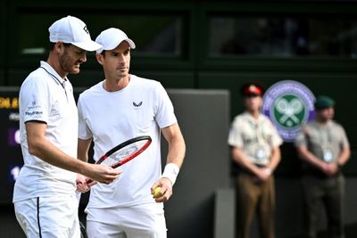 Tearful Murray Suffers Losing Start To Wimbledon Farewell