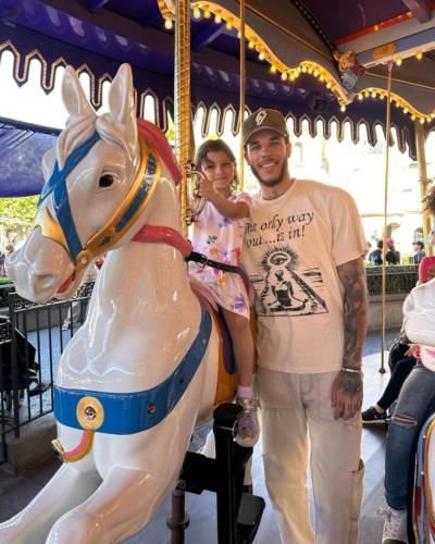Lonzo Ball And Daughter Share Heartwarming Moment At Amusement Park
