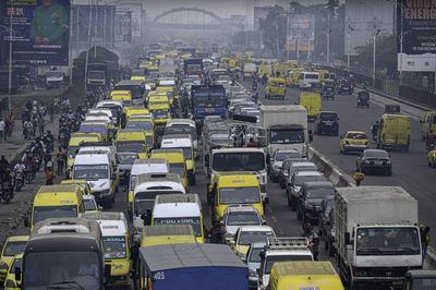 Kinshasa, A Megacity Of Traffic Jams, Potholes, Transit Chaos