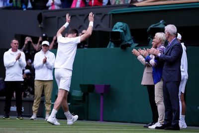 ‘Legend’, ‘true champion’ and ‘some boy’ – tennis pays tribute to Andy Murray