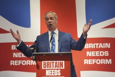 Nigel Farage Returns To Lead Political Revolt