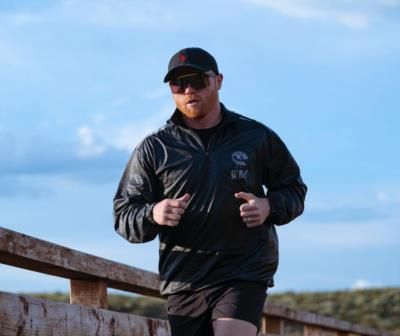 Canelo Alvarez Demonstrates Dedication Through Intense Training Session