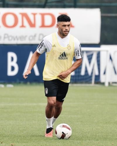 Alex Oxlade-Chamberlain: Dedication To Excellence On And Off The Field