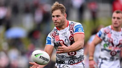 De Belin rejects overseas interest to remain at Dragons