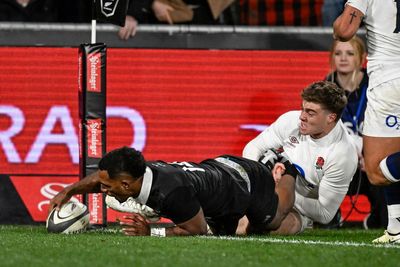 England suffer agonising defeat as All Blacks snatch victory in first Test