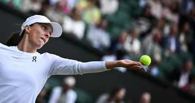 Djokovic Eyes Sweet 16 At Wimbledon As Swiatek Takes On 'Gangster'