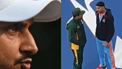 Watch: Harbhajan Singh, Kamran Akmal come face to face in India vs Pakistan WCL game after row over comment on Sikhs