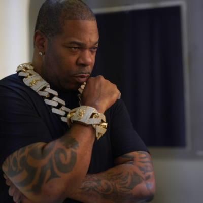 Busta Rhymes Calls Out Fans For Using Phones During Performance.