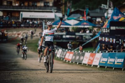 UCI MTB World Cup Les Gets: Alan Hatherly wins XCO