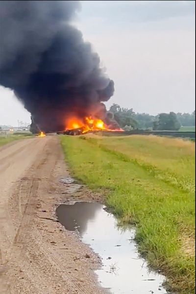 Shelter-in-place order briefly issued at North Dakota derailment site, officials say