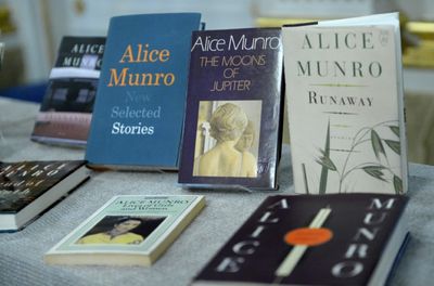 Alice Munro's Daughter Says Stepdad Abused Her, And Mom Knew
