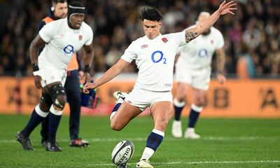 Borthwick faces kicker conundrum after Smith misses cost England