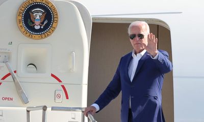 Democrats face pressure to reveal if they back Biden as Congress reconvenes