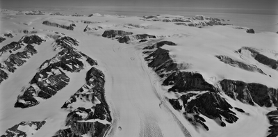 We used 1,000 historical photos to reconstruct Antarctic glaciers before a dramatic collapse