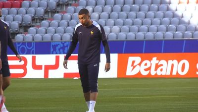 Spain vs France: Didier Deschamps hits out at Euro 2024 critics in new Kylian Mbappe injury update