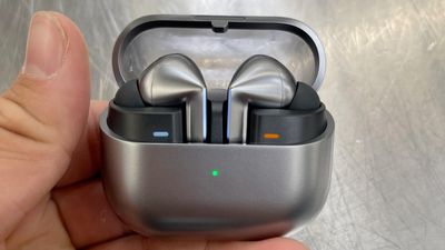 Samsung Galaxy Buds 3 and Buds 3 Pro hands-on images show very different earbuds