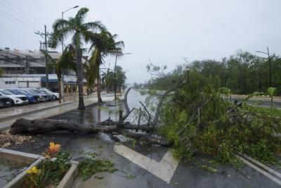 Hurricane Beryl Leaves 2.2 Million Without Power In Houston