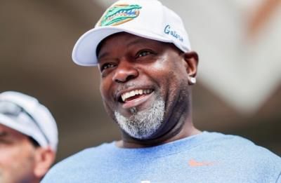 Emmitt Smith Radiates Joy And Confidence In Candid Snapshot