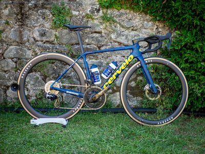 Defending Tour de France champion Jonas Vingegaard’s Cervelo R5