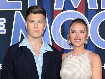 Scarlett Johansson cracks joke about her prenuptial agreement with Colin Jost