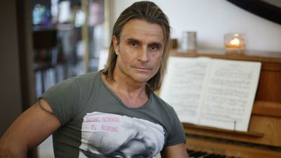 Nacho Cano, ex Mecano, arrested in Madrid for alleged hiring undocumented immigrants in his latest musical