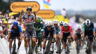 Jasper Philipsen finally has his moment, winning Tour de France stage 10 bunch sprint