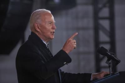 Senate Democrats Express Doubts About Biden's Re-Election Chances