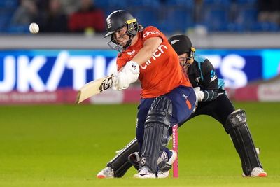 England hit New Zealand for six in rain-affected T20 match at Hove
