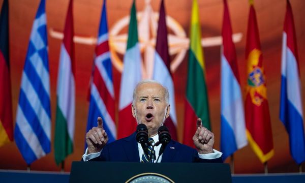 Biden promises new air defenses for Ukraine in forceful Nato speech
