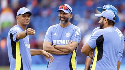 Rahul Dravid declines higher bonus for T20 World Cup victory, opts for equal pay with support staff: Reports