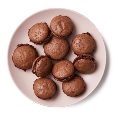 How to make chocolate macarons – recipe