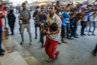 Israel Army Tells All Gaza City Residents To Flee Heavy Battles