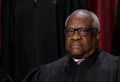 Dems Seek DOJ Probe Against Supreme Court Justice Clarence Thomas Over Travel, Gifts