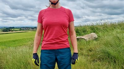 Endura Women's SingleTrack S/S jersey review – a Scottish take on a technical tee