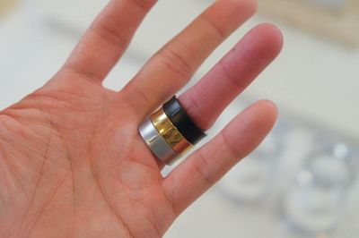 Hands-On With Samsung’s Galaxy Ring: Is It an Oura Killer?
