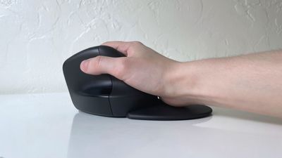 HP 925 review: A vertical mouse that's great — if you're right-handed