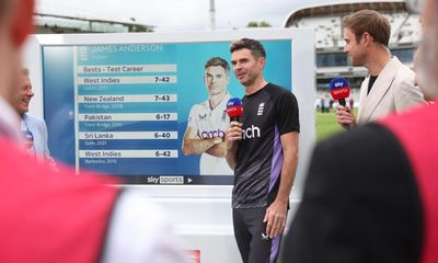 Jimmy Anderson the wallflower at his own party but late wicket brings cheer