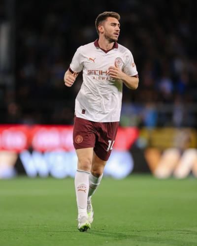 Aymeric Laporte Demonstrates Focus And Determination On The Field