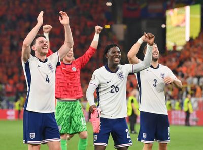 England fans at The Killers’ O2 show celebrated the team’s Euro 2024 Final berth with Mr. Brightside