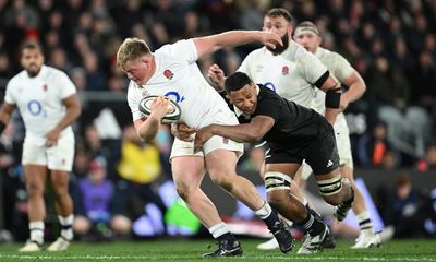 Fin Baxter called into starting XV as England look to snap All Blacks’ 30-year streak
