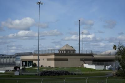 Senate Passes Legislation Overhauling Federal Prison Oversight