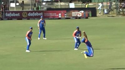 The Ravi Bishnoi catch: Team India players left stunned in reaction