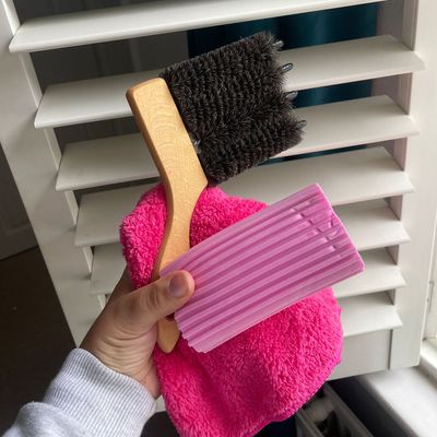I tested three blind cleaning tools to see which one would *actually* leave my blinds dust-free — and no, it wasn’t a regular duster