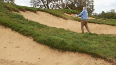 Can You Take Practice Swings In A Different Bunker To The One Your Ball Is Lying in?