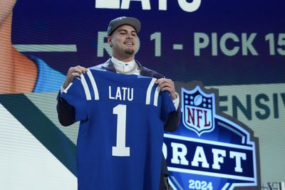 PFF picks drafting DE Laiatu Latu as Colts best offseason move